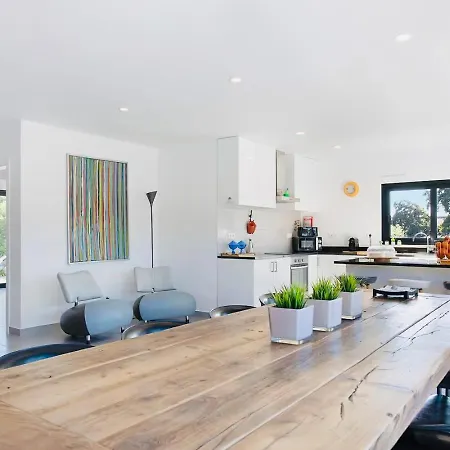 Villa 33 Silver Coast